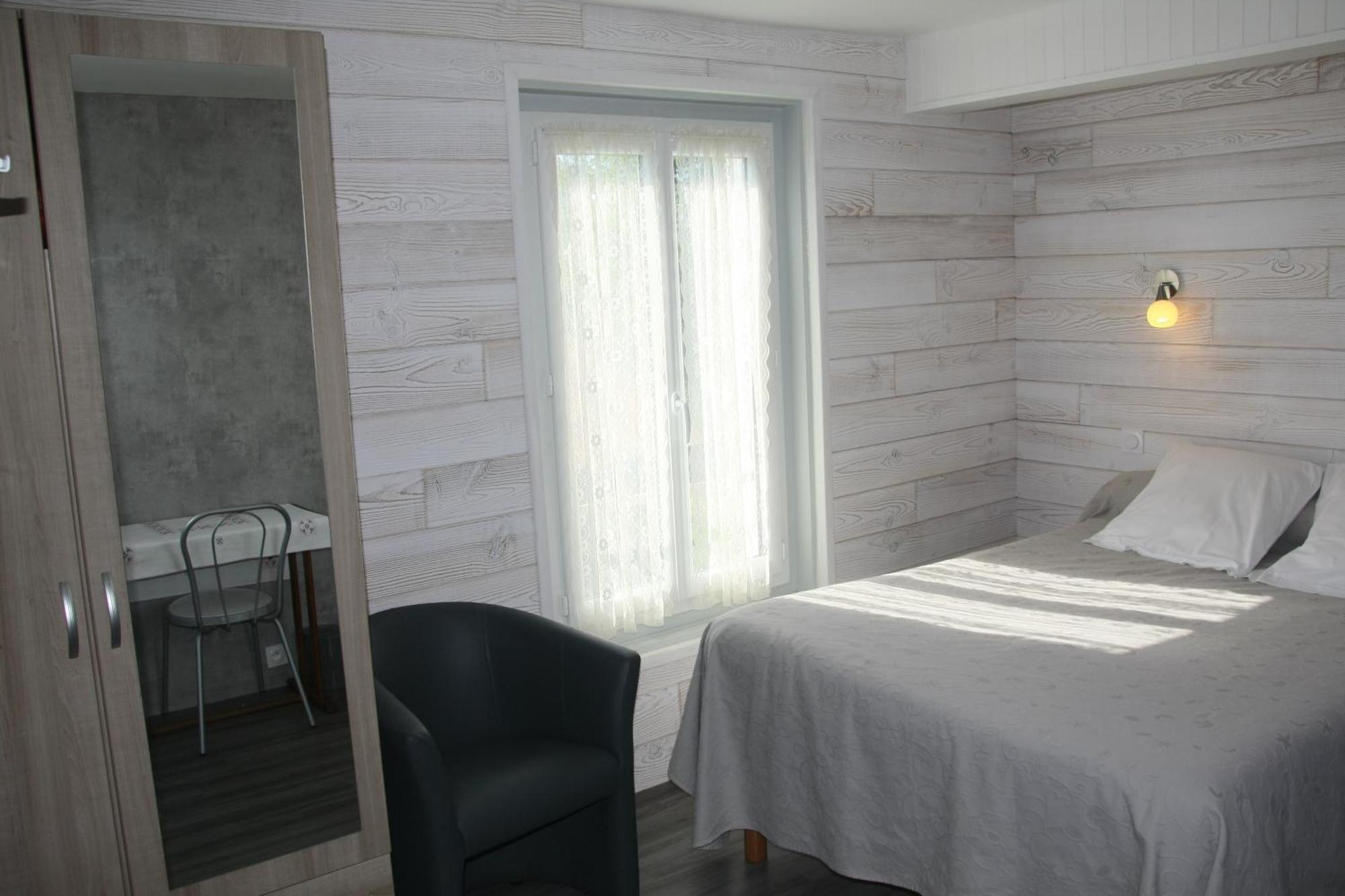 Hotel Bon-Sejour Thollon-les-Memises Zimmer foto